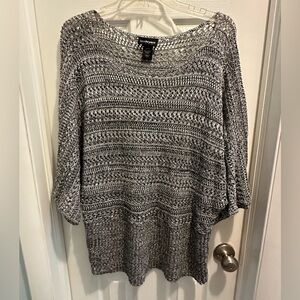 3/4 lite sweater